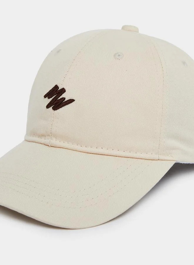 ستايلي كاب بيسبول بتفاصيل مُطرّزة